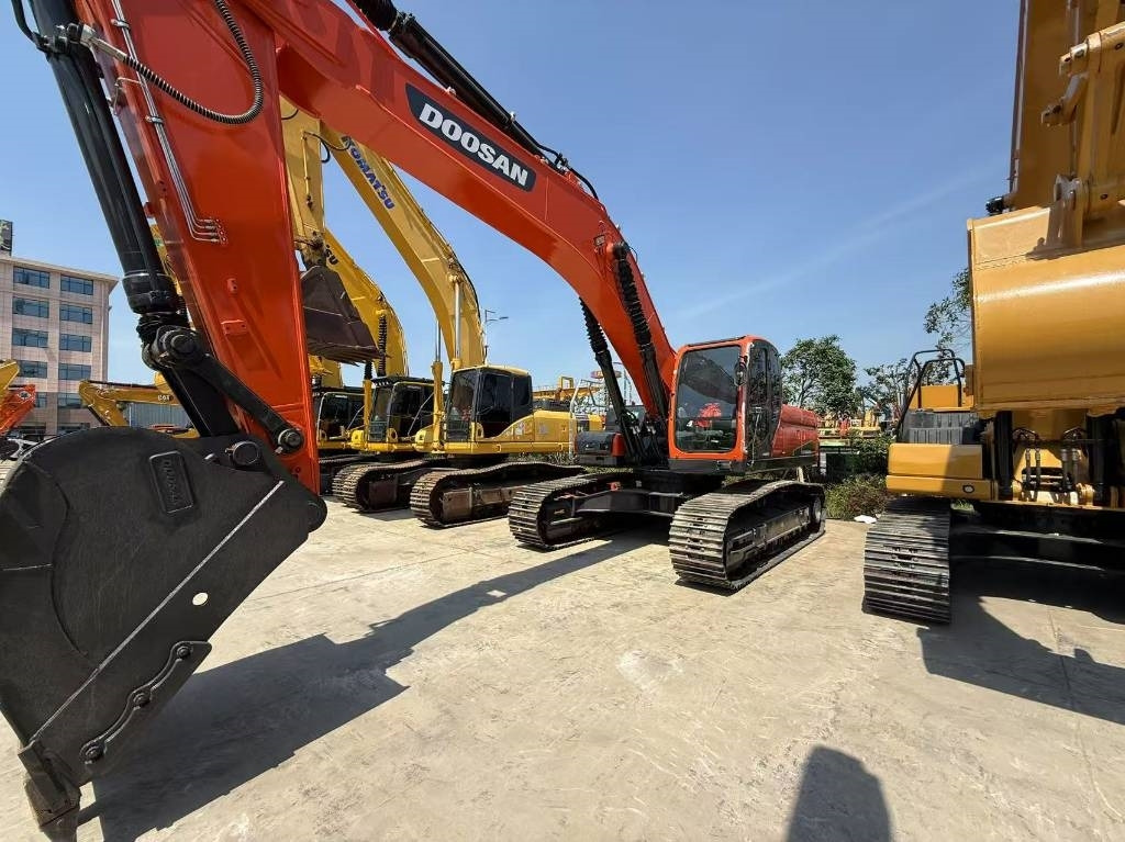 Doosan DX 340 - Excavadora de cadenas: foto 2 Doosan DX 340 - Excavadora de cadenas: foto 2