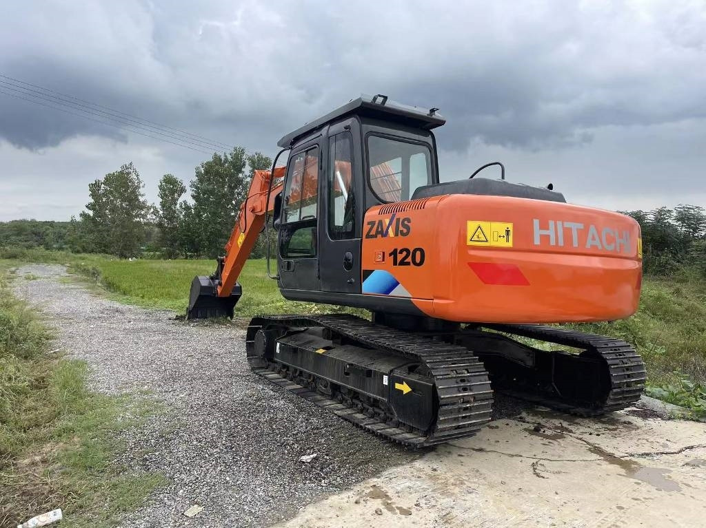 Hitachi ZX 120 - Excavadora de cadenas: foto 1 Hitachi ZX 120 - Excavadora de cadenas: foto 1