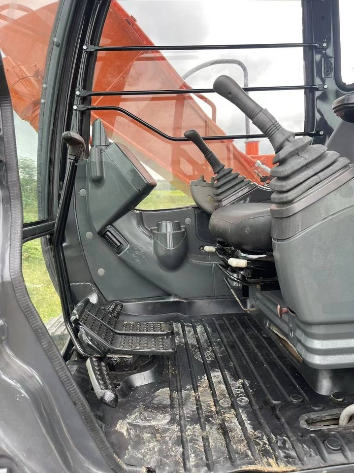 Hitachi ZX 120 - Excavadora de cadenas: foto 4 Hitachi ZX 120 - Excavadora de cadenas: foto 4