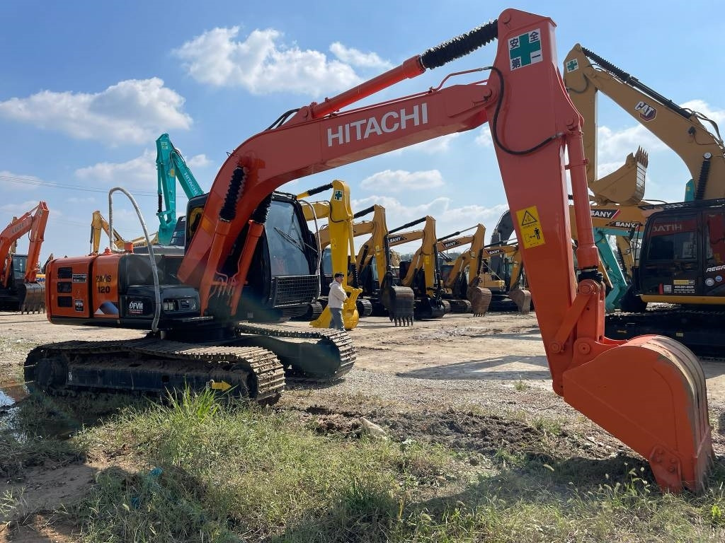 Hitachi ZX 120 - Excavadora de cadenas: foto 5 Hitachi ZX 120 - Excavadora de cadenas: foto 5