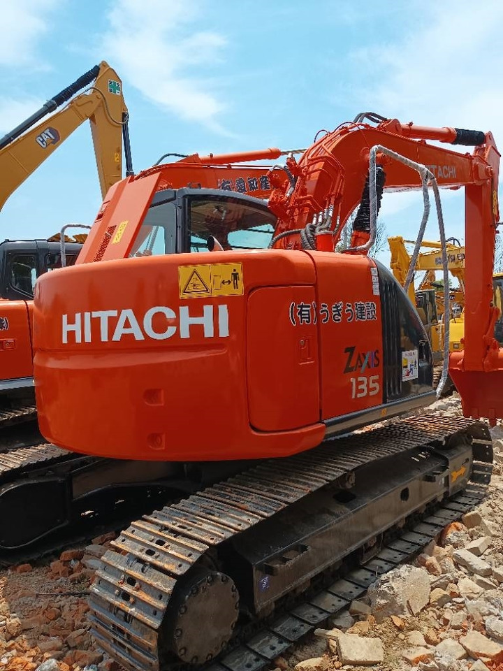 Hitachi ZX 135 U-5 - Excavadora de cadenas: foto 2 Hitachi ZX 135 U-5 - Excavadora de cadenas: foto 2