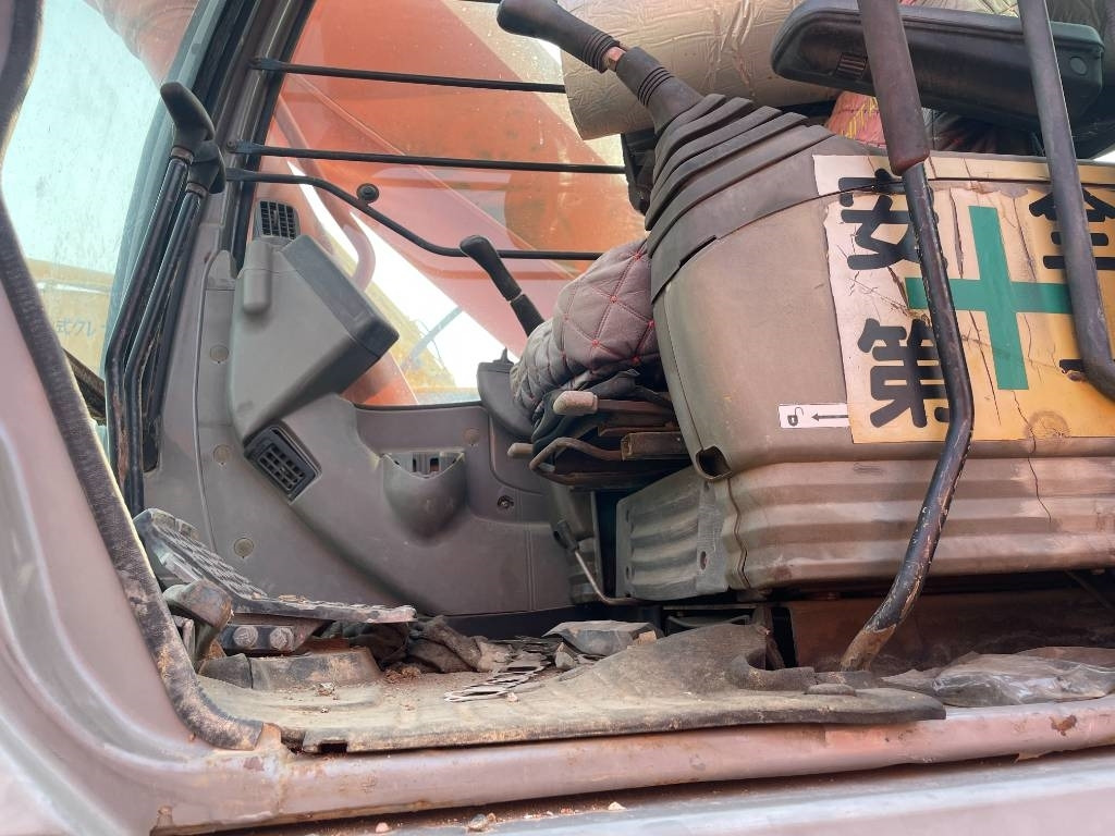 Hitachi ZX 270 - Excavadora de cadenas: foto 5 Hitachi ZX 270 - Excavadora de cadenas: foto 5