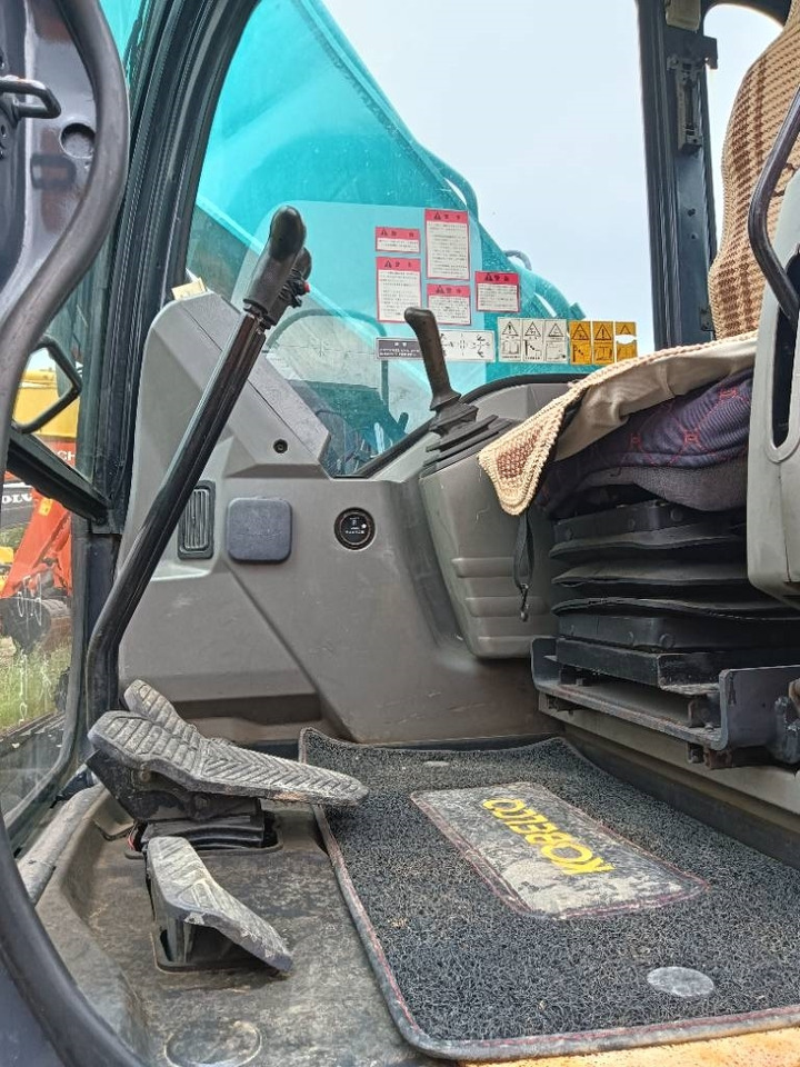 Kobelco SK 210 - Excavadora de cadenas: foto 5 Kobelco SK 210 - Excavadora de cadenas: foto 5