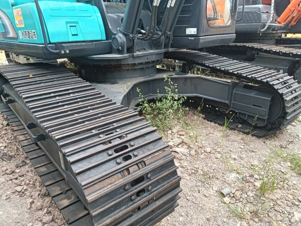 Kobelco SK 210 - Excavadora de cadenas: foto 3 Kobelco SK 210 - Excavadora de cadenas: foto 3