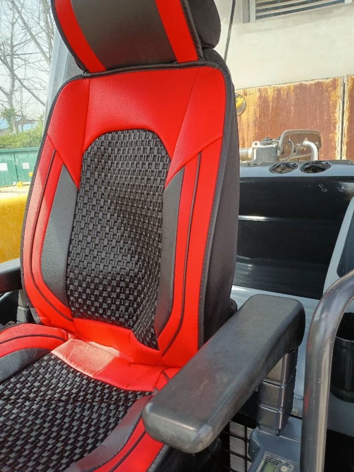 Excavadora de cadenas Komatsu PC 200-8: foto 6 Excavadora de cadenas Komatsu PC 200-8: foto 6