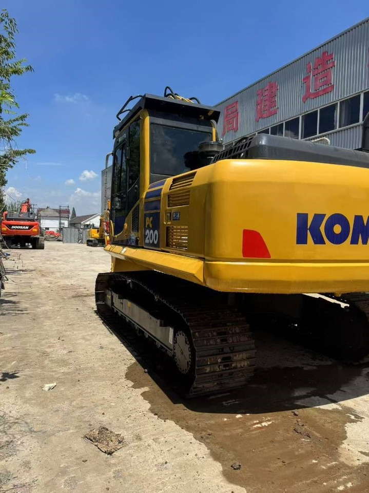 Komatsu PC 200 8N - Excavadora de cadenas: foto 3 Komatsu PC 200 8N - Excavadora de cadenas: foto 3
