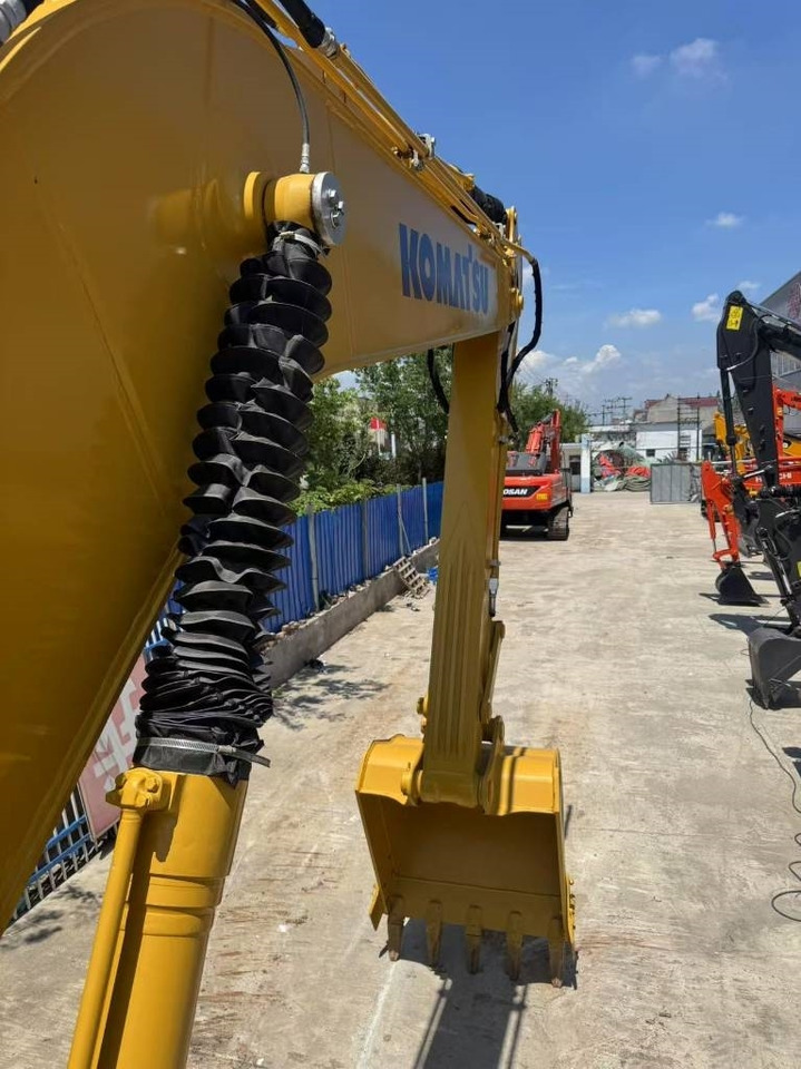 Komatsu PC 200 8N - Excavadora de cadenas: foto 5 Komatsu PC 200 8N - Excavadora de cadenas: foto 5