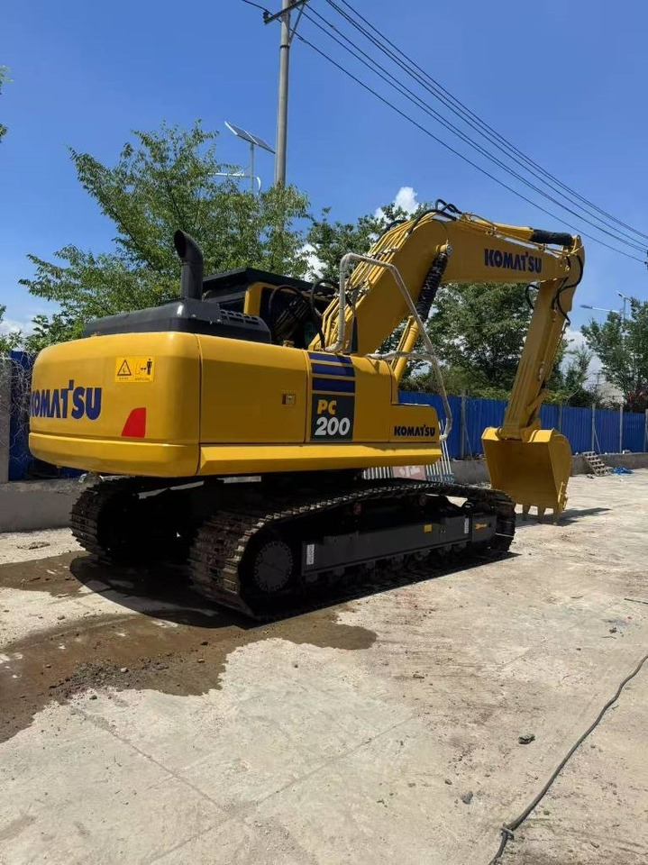 Komatsu PC 200 8N - Excavadora de cadenas: foto 1 Komatsu PC 200 8N - Excavadora de cadenas: foto 1