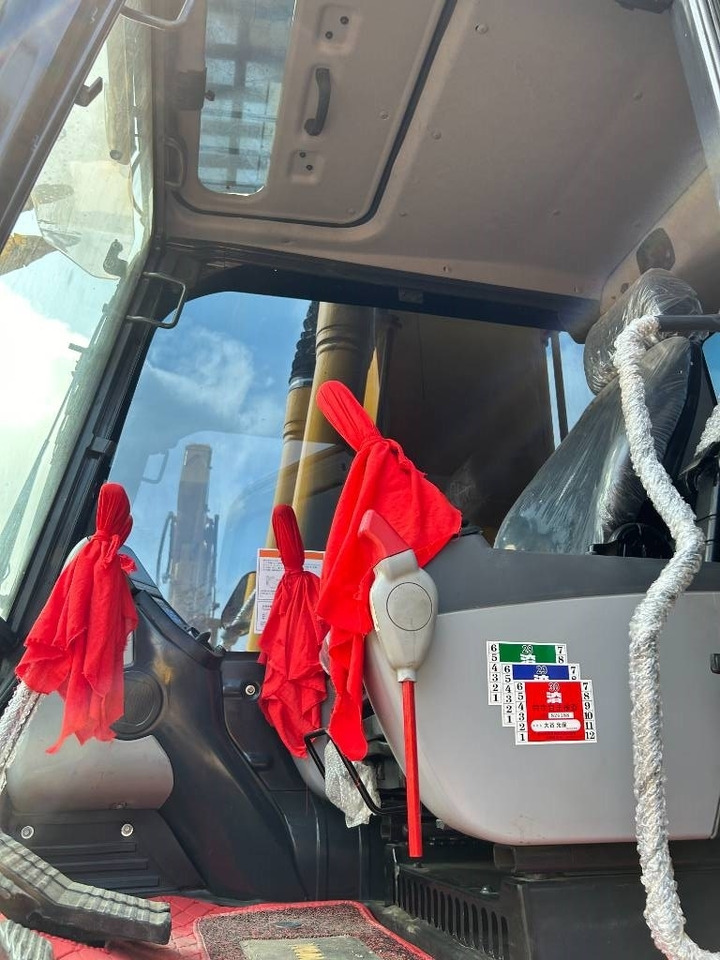 Komatsu PC 240 LC - Excavadora de cadenas: foto 4 Komatsu PC 240 LC - Excavadora de cadenas: foto 4