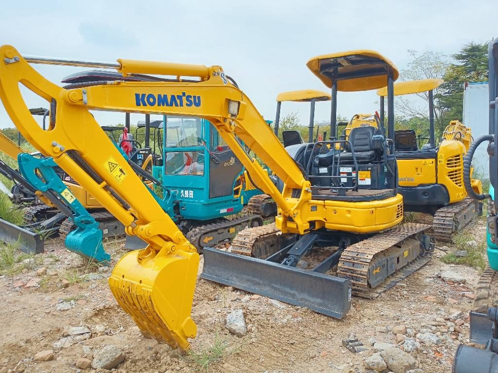 Komatsu PC 35 - Excavadora de cadenas: foto 1 Komatsu PC 35 - Excavadora de cadenas: foto 1