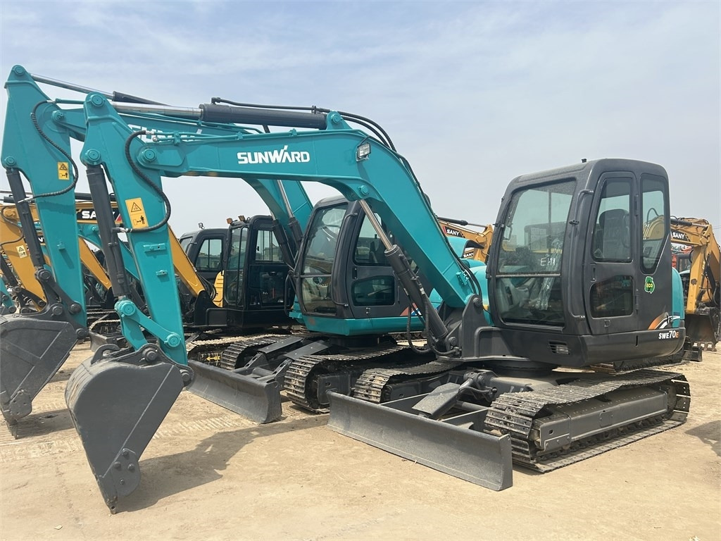 Sunward 70 - Excavadora de cadenas: foto 1 Sunward 70 - Excavadora de cadenas: foto 1