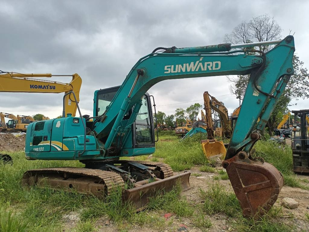 Sunward SWE 100/10 T - Excavadora de cadenas: foto 1 Sunward SWE 100/10 T - Excavadora de cadenas: foto 1