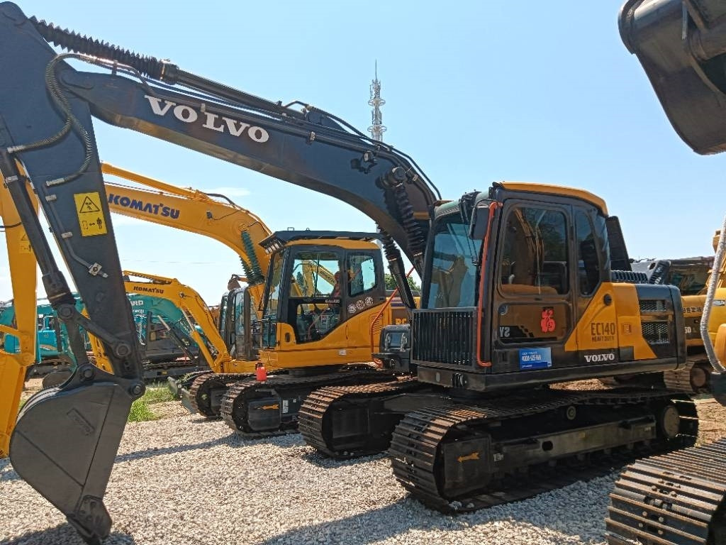 Volvo EC 140 - Excavadora de cadenas: foto 1 Volvo EC 140 - Excavadora de cadenas: foto 1