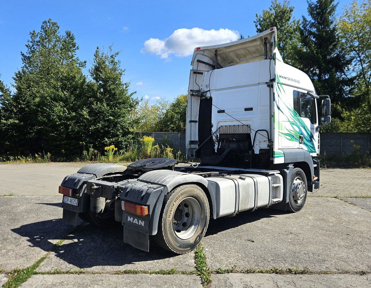 MAN 18.413 FLS - Manual pump and injectors, Intarder, Airco - Cabeza tractora: foto 4 MAN 18.413 FLS - Manual pump and injectors, Intarder, Airco - Cabeza tractora: foto 4