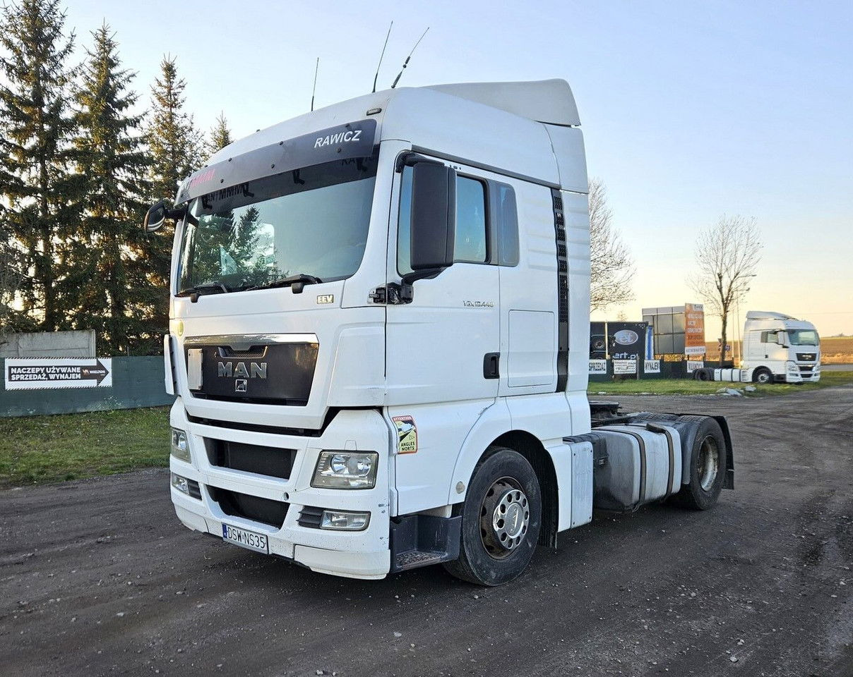 MAN TGX 18.440 Automatic - retarder - Cabeza tractora: foto 1 MAN TGX 18.440 Automatic - retarder - Cabeza tractora: foto 1
