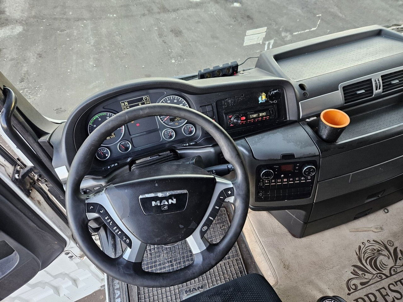 Cabeza tractora MAN TGX 18.440: foto 18 Cabeza tractora MAN TGX 18.440: foto 18