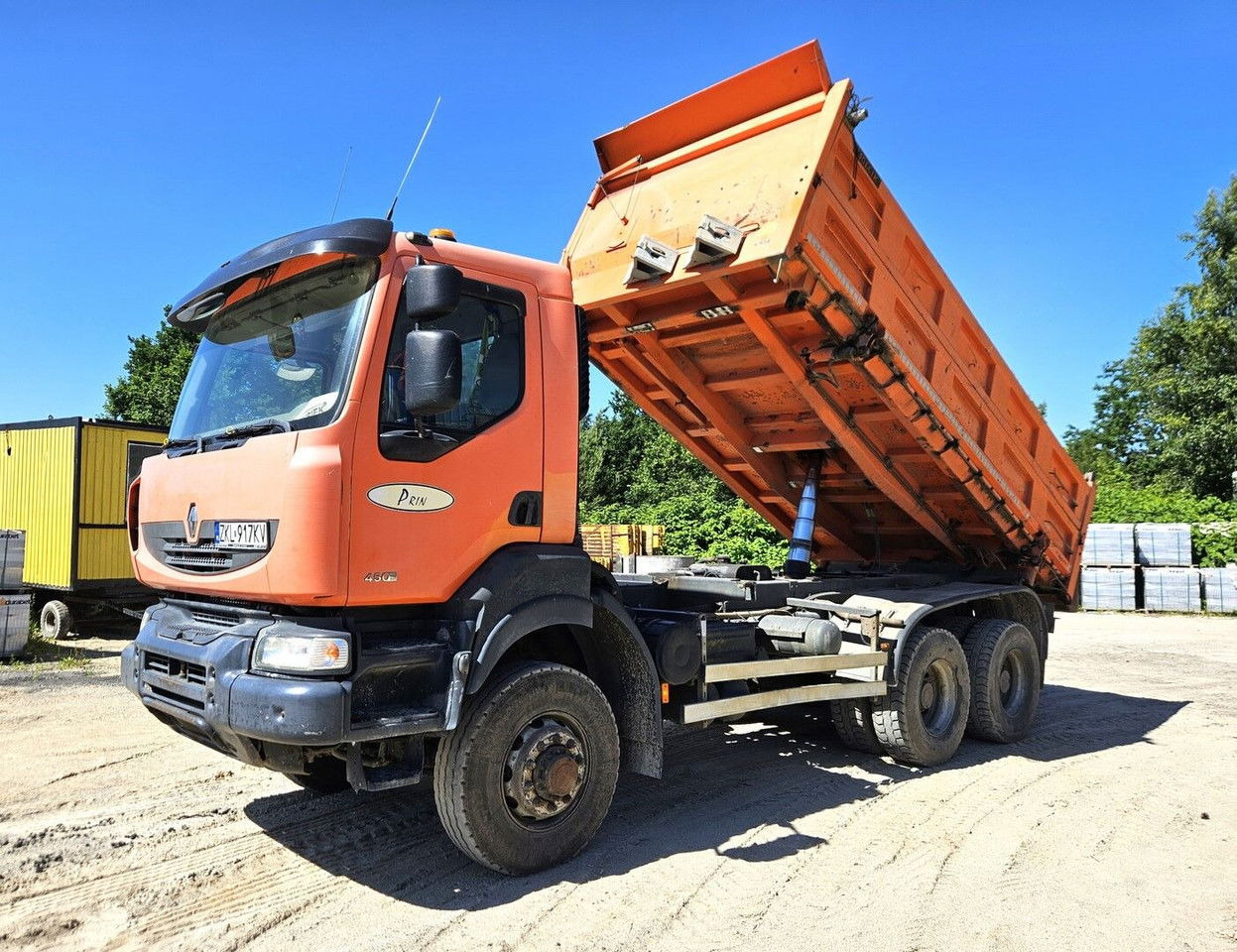 Renault Kerax 450 - Camión volquete: foto 1 Renault Kerax 450 - Camión volquete: foto 1