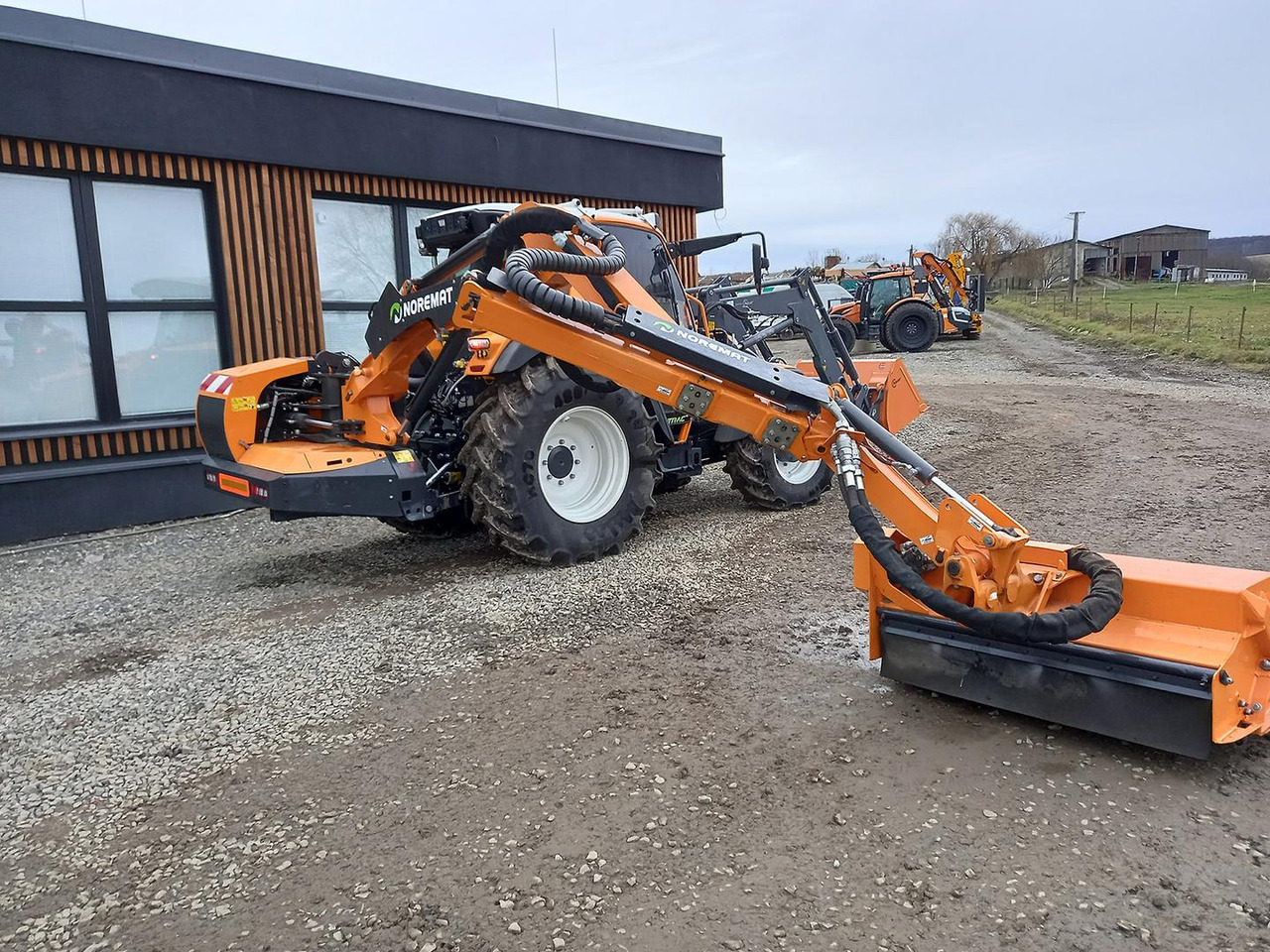 Lintrac Linder, Perkins, 90 - Tractor: foto 4 Lintrac Linder, Perkins, 90 - Tractor: foto 4