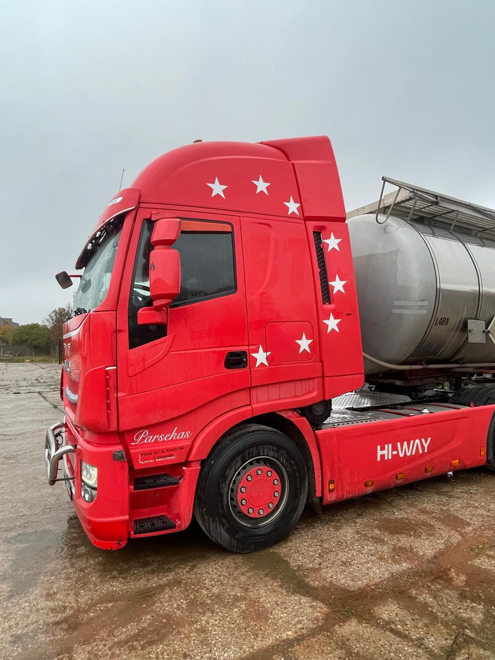 IVECO STRALIS AS440 T/P Retarder - Cabeza tractora: foto 4 IVECO STRALIS AS440 T/P Retarder - Cabeza tractora: foto 4