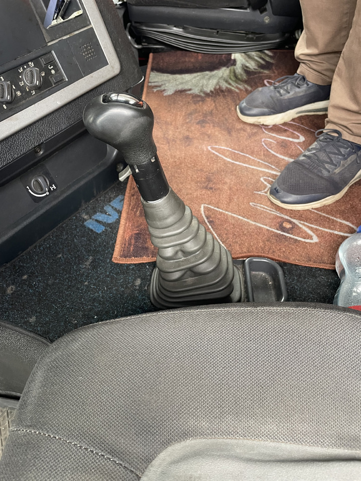 Iveco Stralis AS 440S45 - Cabeza tractora: foto 4 Iveco Stralis AS 440S45 - Cabeza tractora: foto 4