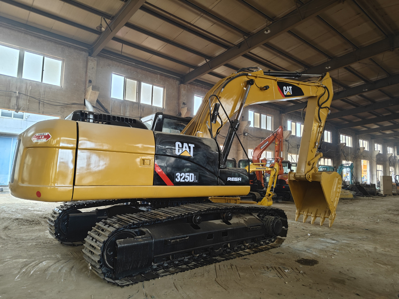 CATERPILLAR 325D - Autogrúa: foto 4 CATERPILLAR 325D - Autogrúa: foto 4