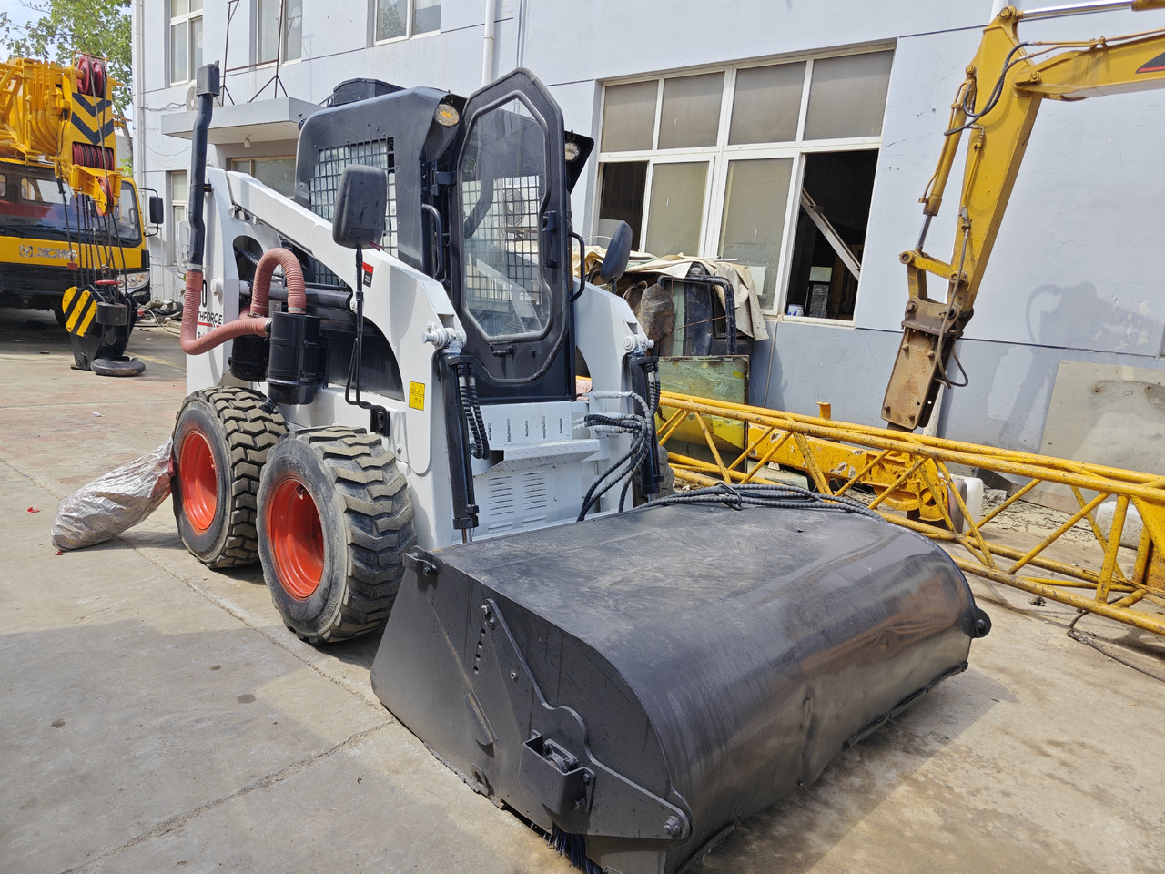Bobcat S300 - Minicargadora: foto 3 Bobcat S300 - Minicargadora: foto 3