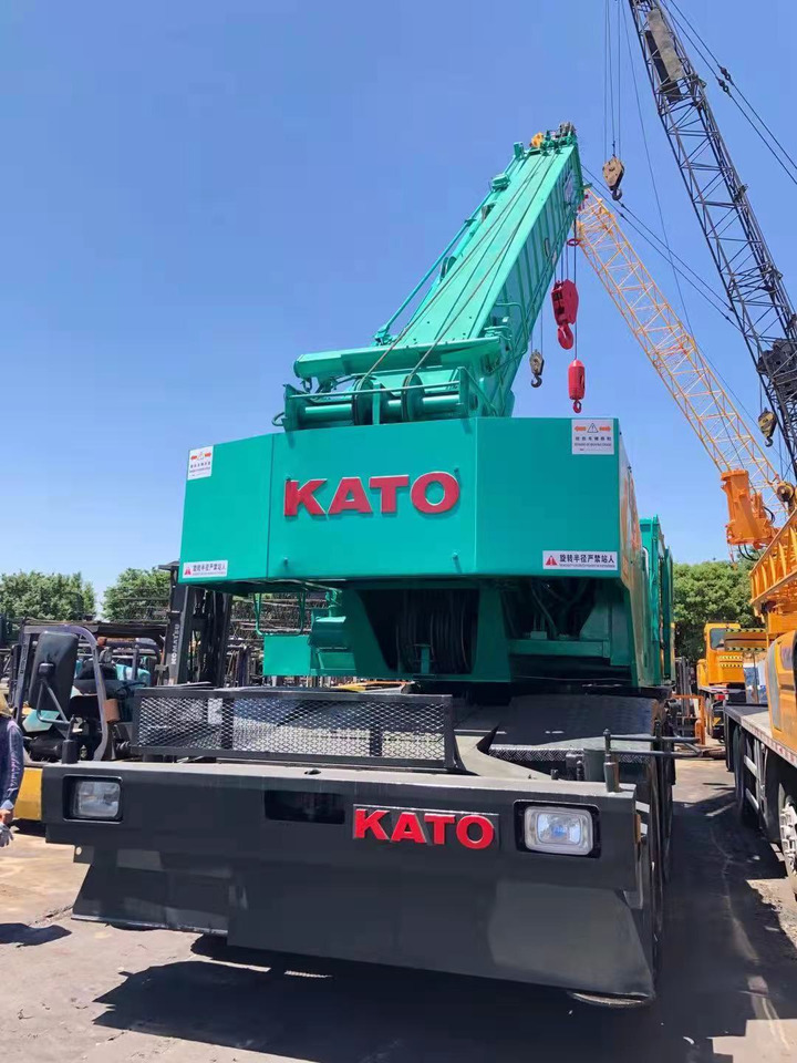 Kato KR-50H-V KR50H 50TON - Grúa para terrenos difíciles: foto 2 Kato KR-50H-V KR50H 50TON - Grúa para terrenos difíciles: foto 2