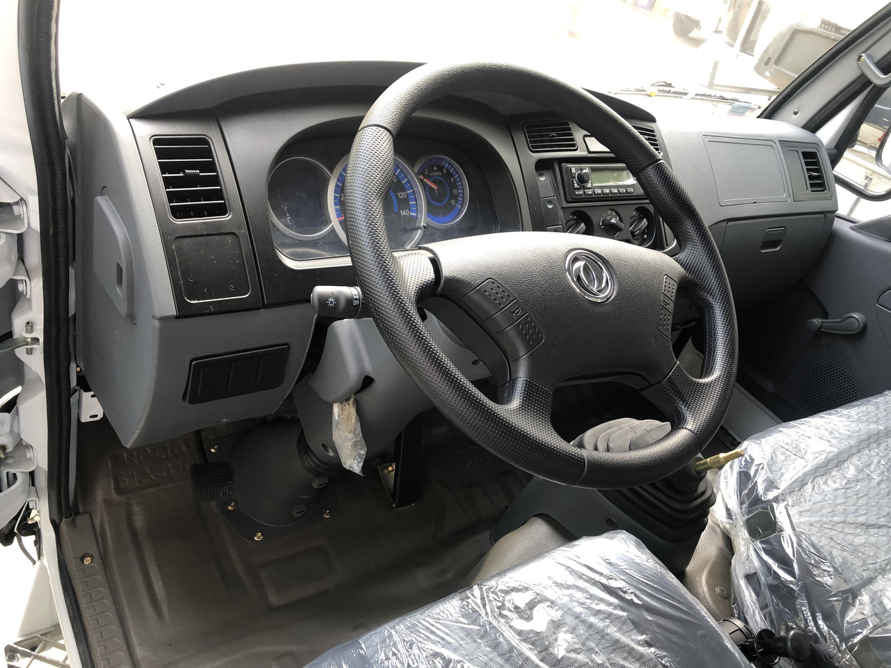 JSIE JSIE1031N11 - Camión caja abierta: foto 3 JSIE JSIE1031N11 - Camión caja abierta: foto 3