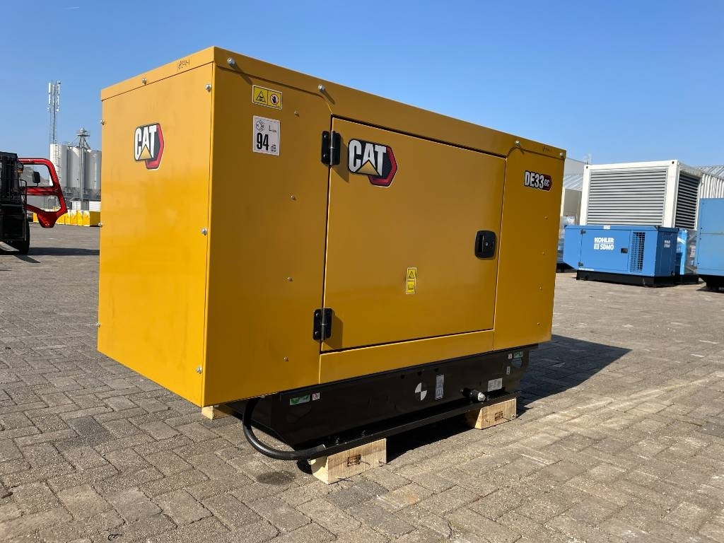 CAT DE33GC - 33 kVA Stand-by Generator Set - DPX-18204 - Generador industriale: foto 3 CAT DE33GC - 33 kVA Stand-by Generator Set - DPX-18204 - Generador industriale: foto 3