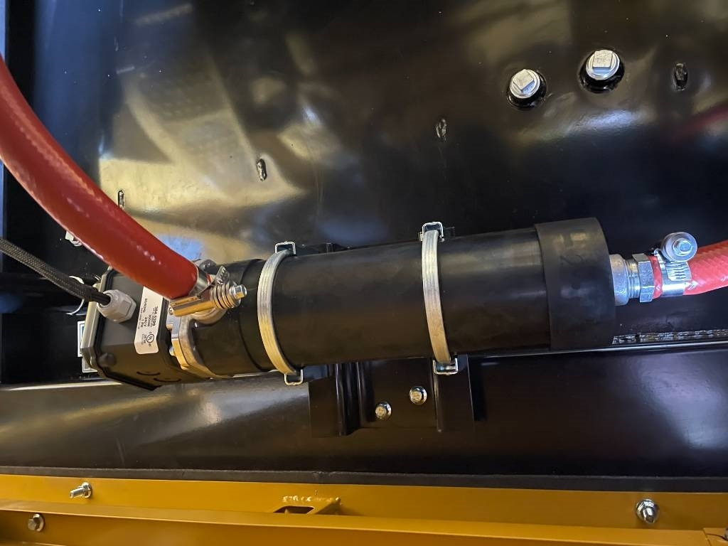 Leasing de CAT DE715GC - 715 kVA Stand-by Generator - DPX-18224 CAT DE715GC - 715 kVA Stand-by Generator - DPX-18224: foto 19 Leasing de CAT DE715GC - 715 kVA Stand-by Generator - DPX-18224 CAT DE715GC - 715 kVA Stand-by Generator - DPX-18224: foto 19