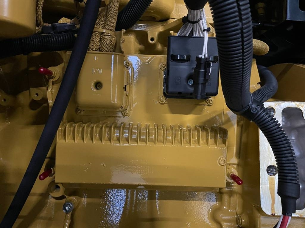 Leasing de CAT DE715GC - 715 kVA Stand-by Generator - DPX-18224 CAT DE715GC - 715 kVA Stand-by Generator - DPX-18224: foto 20 Leasing de CAT DE715GC - 715 kVA Stand-by Generator - DPX-18224 CAT DE715GC - 715 kVA Stand-by Generator - DPX-18224: foto 20