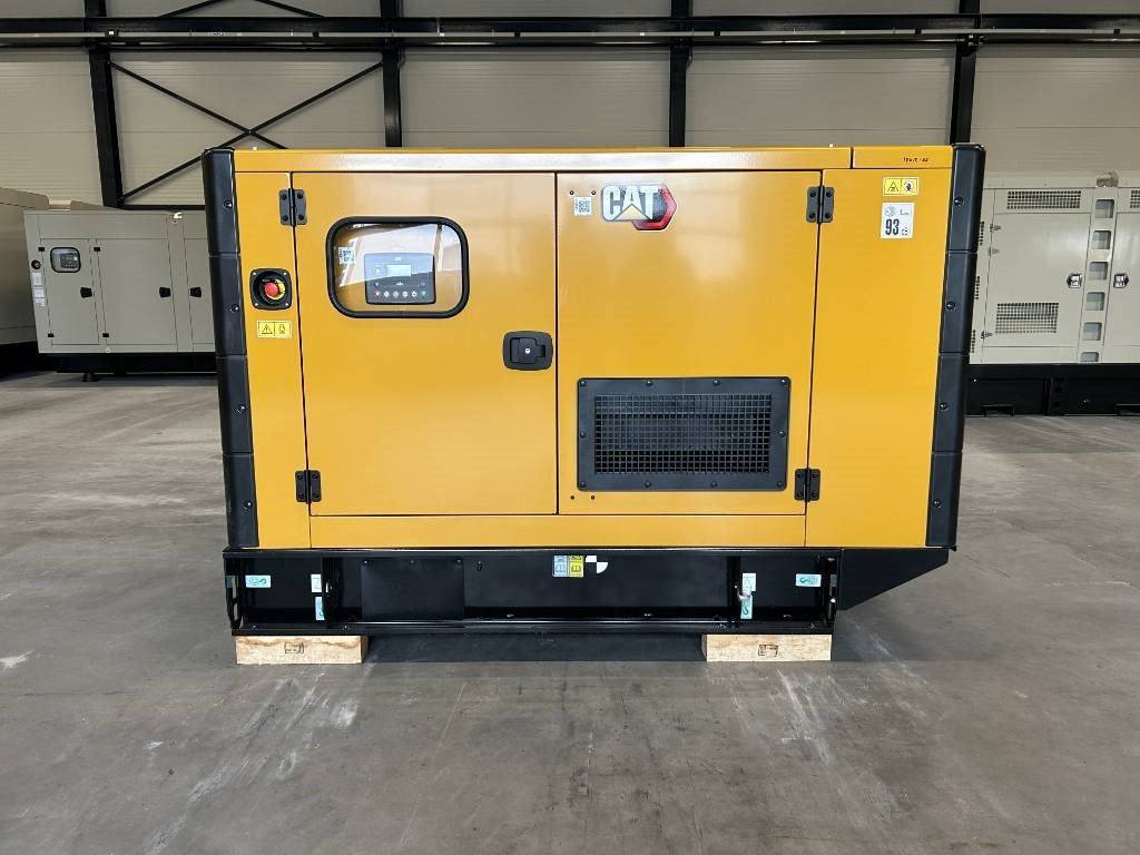 CAT DE88E0 - 88 kVA Generator - DPX-18012 - Generador industriale: foto 1 CAT DE88E0 - 88 kVA Generator - DPX-18012 - Generador industriale: foto 1