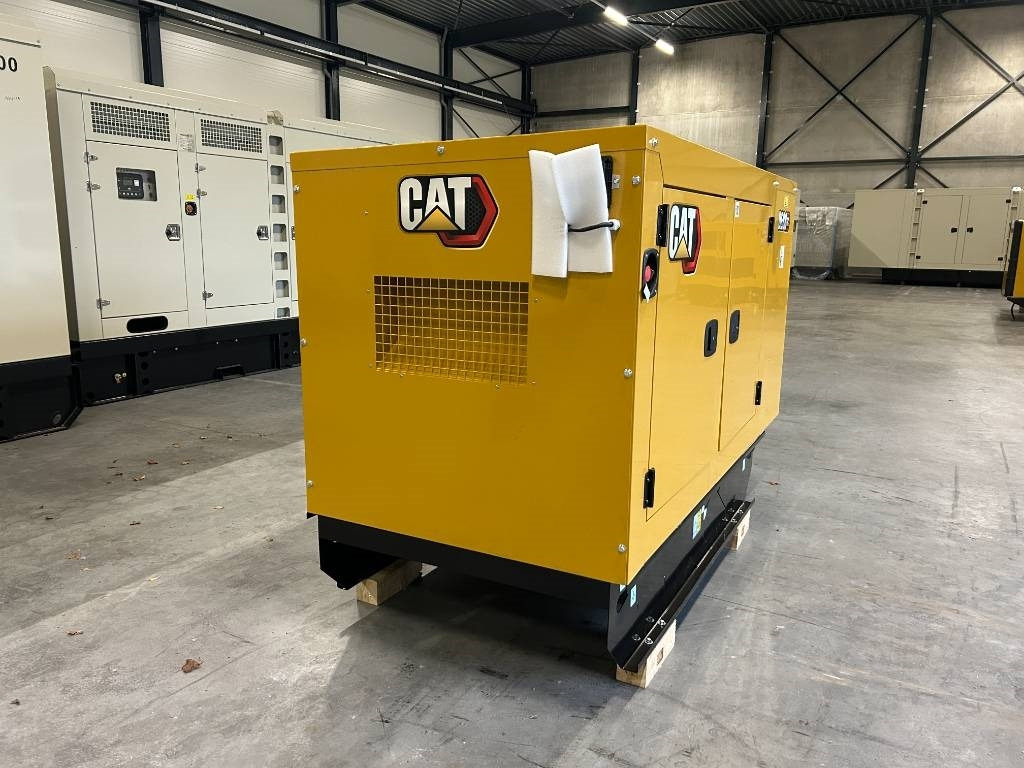 CAT DE88GC - 88 kVA Stand-by Generator Set - DPX-18207 - Generador industriale: foto 2 CAT DE88GC - 88 kVA Stand-by Generator Set - DPX-18207 - Generador industriale: foto 2