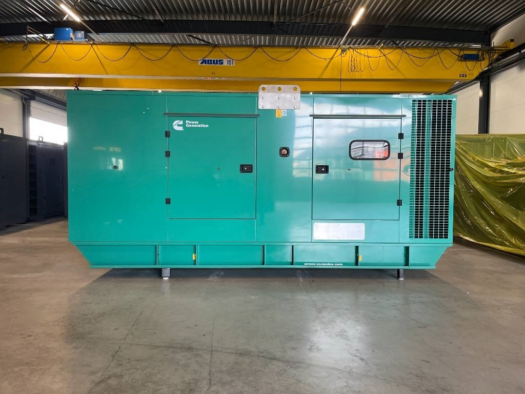 Cummins C550D5 - 550 kVA Generator - DPX-18522 - Generador industriale: foto 1 Cummins C550D5 - 550 kVA Generator - DPX-18522 - Generador industriale: foto 1