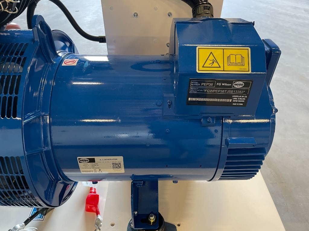 Generador industriale nuevo FG Wilson P65-5 - 65 kVA Open Genset - DPX-16006-O: foto 12