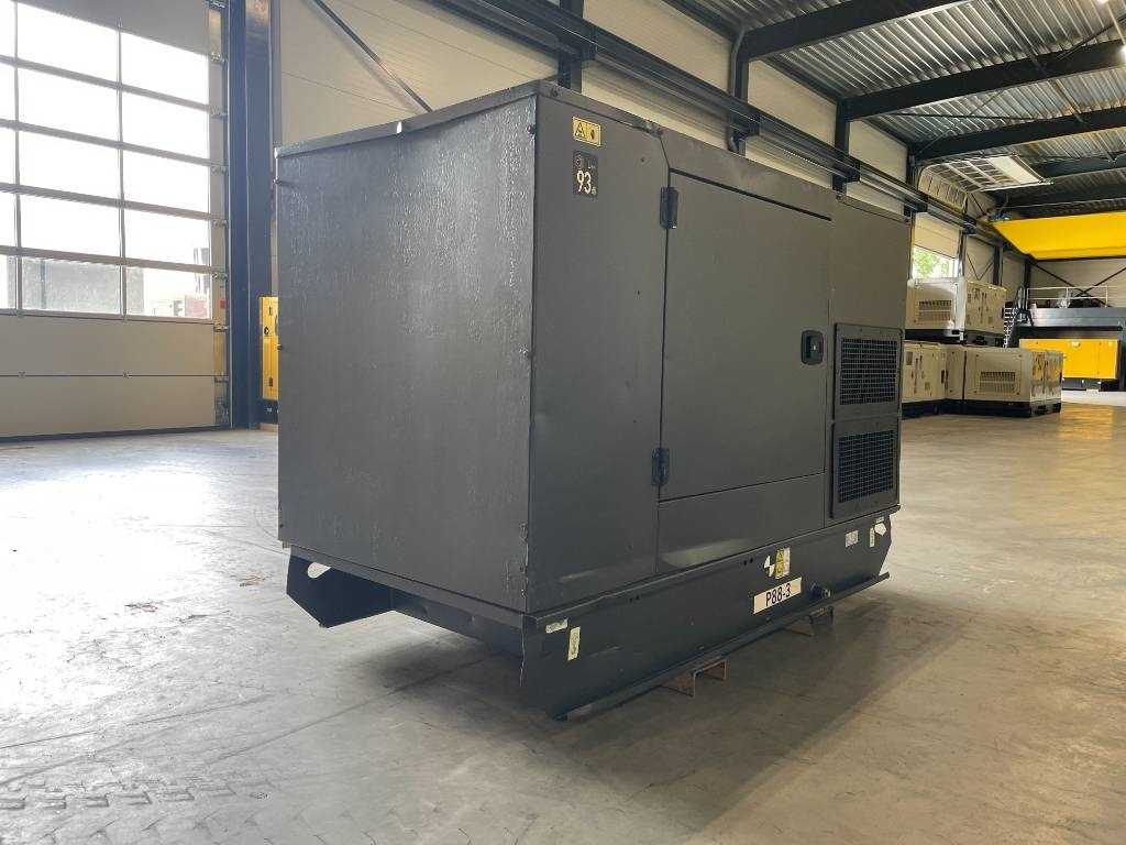 FG Wilson P88-3 - 88 kVA Genset - DPX-12633 - Generador industriale: foto 4 FG Wilson P88-3 - 88 kVA Genset - DPX-12633 - Generador industriale: foto 4