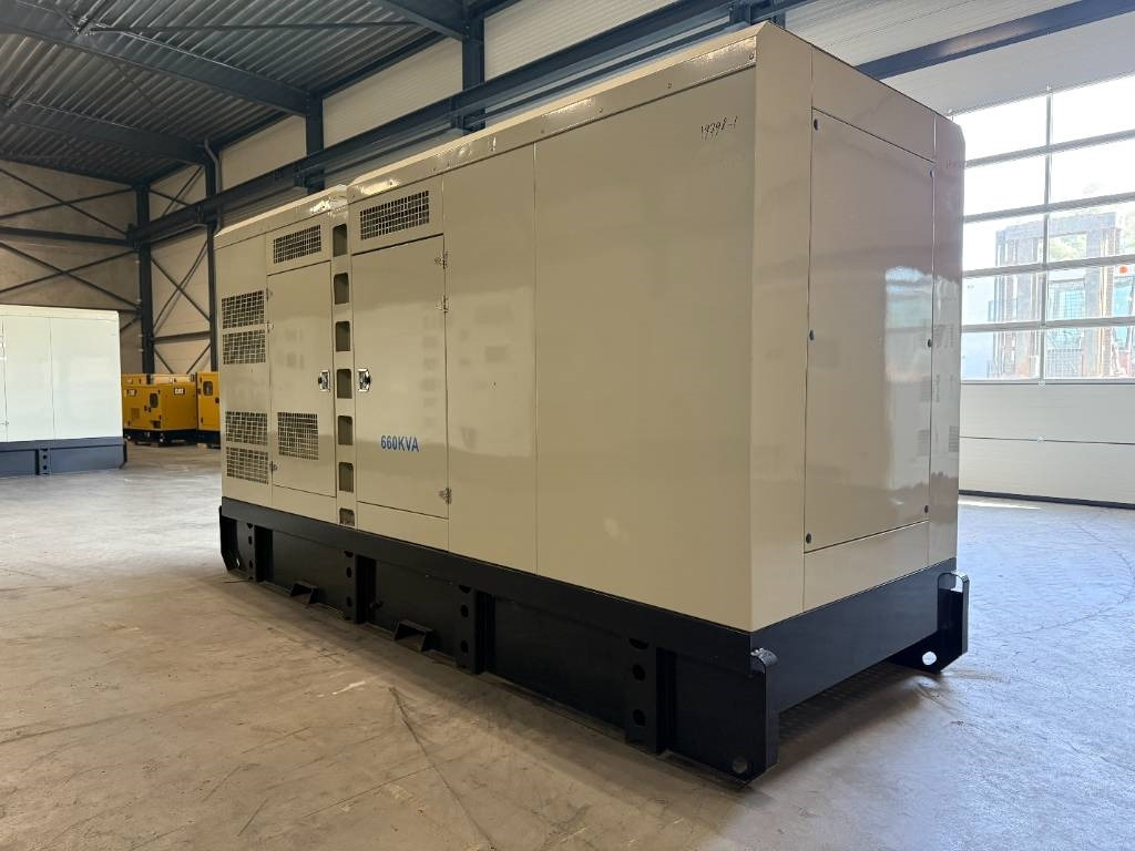 Iveco CR16TE1W - 660 kVA Surplus Genset - DPX-19798  - Generador industriale: foto 3 Iveco CR16TE1W - 660 kVA Surplus Genset - DPX-19798  - Generador industriale: foto 3