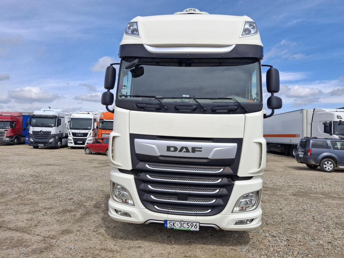 DAF XF 450 FT CIĄGNIK SIODŁOWY - Cabeza tractora: foto 2 DAF XF 450 FT CIĄGNIK SIODŁOWY - Cabeza tractora: foto 2