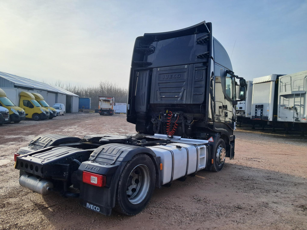 IVECO AS440T/ FP LT CIĄGNIK SIODŁOWY - Cabeza tractora: foto 4 IVECO AS440T/ FP LT CIĄGNIK SIODŁOWY - Cabeza tractora: foto 4