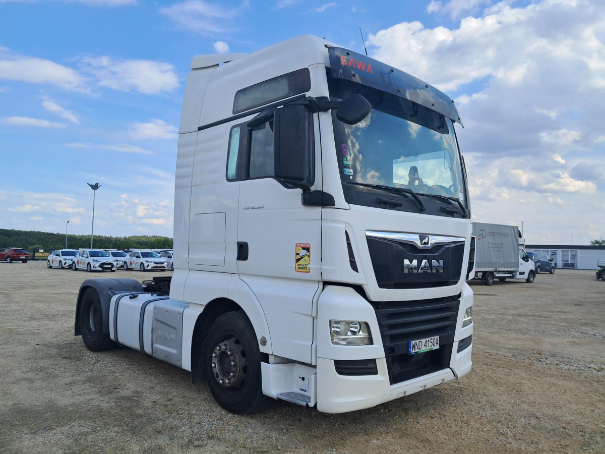 MAN TGX 18.500 4X2 BLS CIĄGNIK SIODŁOWY - Cabeza tractora: foto 1 MAN TGX 18.500 4X2 BLS CIĄGNIK SIODŁOWY - Cabeza tractora: foto 1