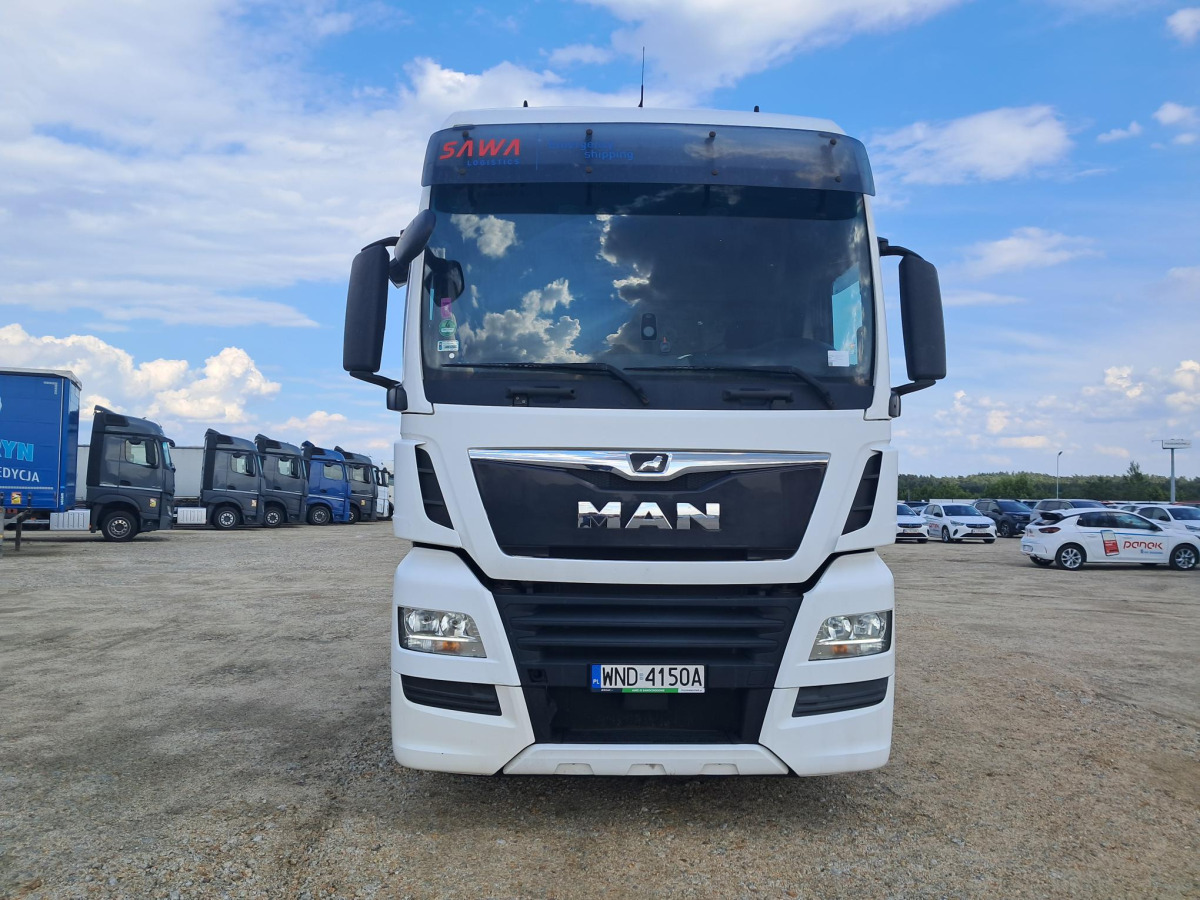 MAN TGX 18.500 4X2 BLS CIĄGNIK SIODŁOWY - Cabeza tractora: foto 3 MAN TGX 18.500 4X2 BLS CIĄGNIK SIODŁOWY - Cabeza tractora: foto 3