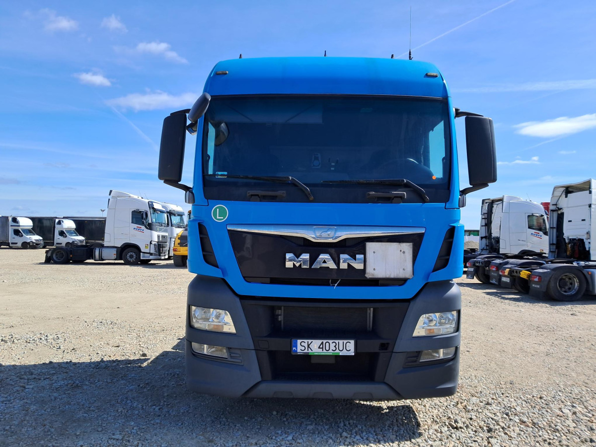 MAN TGX CIĄGNIK SIODŁOWY - Cabeza tractora: foto 3 MAN TGX CIĄGNIK SIODŁOWY - Cabeza tractora: foto 3
