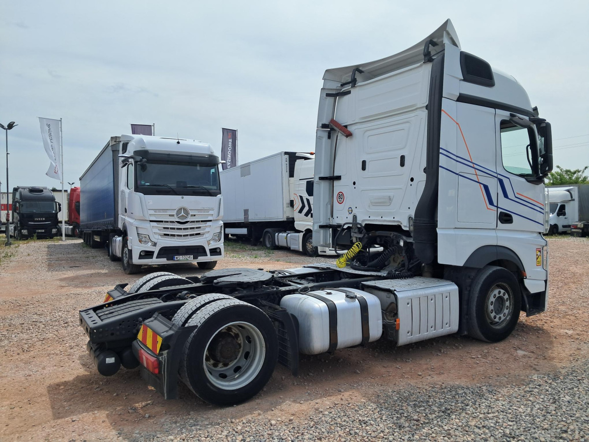 MERCEDES BENZ ACTROS CIĄGNIK SIODŁOWY - Cabeza tractora: foto 4 MERCEDES BENZ ACTROS CIĄGNIK SIODŁOWY - Cabeza tractora: foto 4
