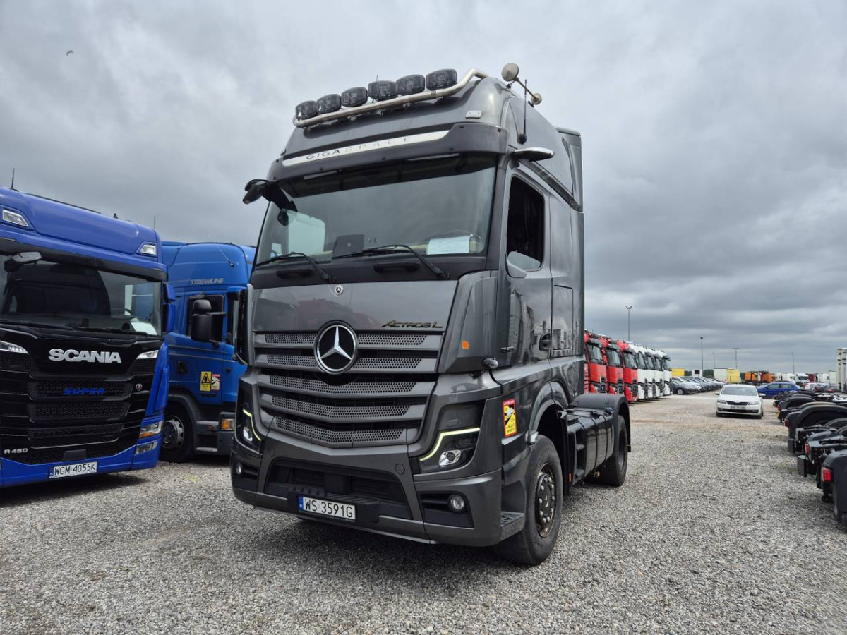 MERCEDES BENZ ACTROS CIĄGNIK SIODŁOWY - Cabeza tractora: foto 3 MERCEDES BENZ ACTROS CIĄGNIK SIODŁOWY - Cabeza tractora: foto 3