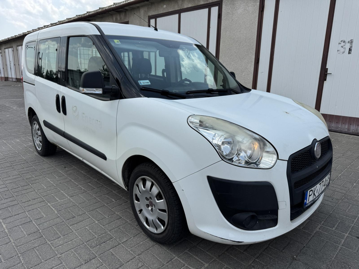 FIAT DOBLO MINIVAN - Coche: foto 1 FIAT DOBLO MINIVAN - Coche: foto 1