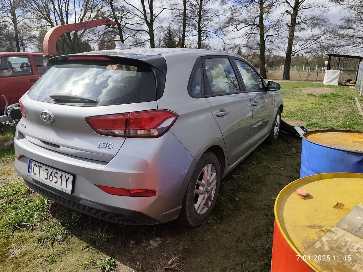 HYUNDAI I30 HATCHBACK - Hatchback: foto 3 HYUNDAI I30 HATCHBACK - Hatchback: foto 3