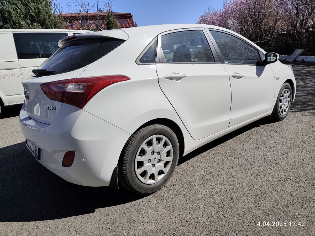 HYUNDAI I30 HATCHBACK - Hatchback: foto 4 HYUNDAI I30 HATCHBACK - Hatchback: foto 4