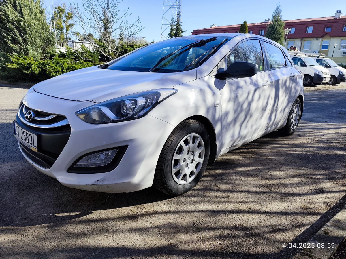 HYUNDAI I30 HATCHBACK - Hatchback: foto 2 HYUNDAI I30 HATCHBACK - Hatchback: foto 2