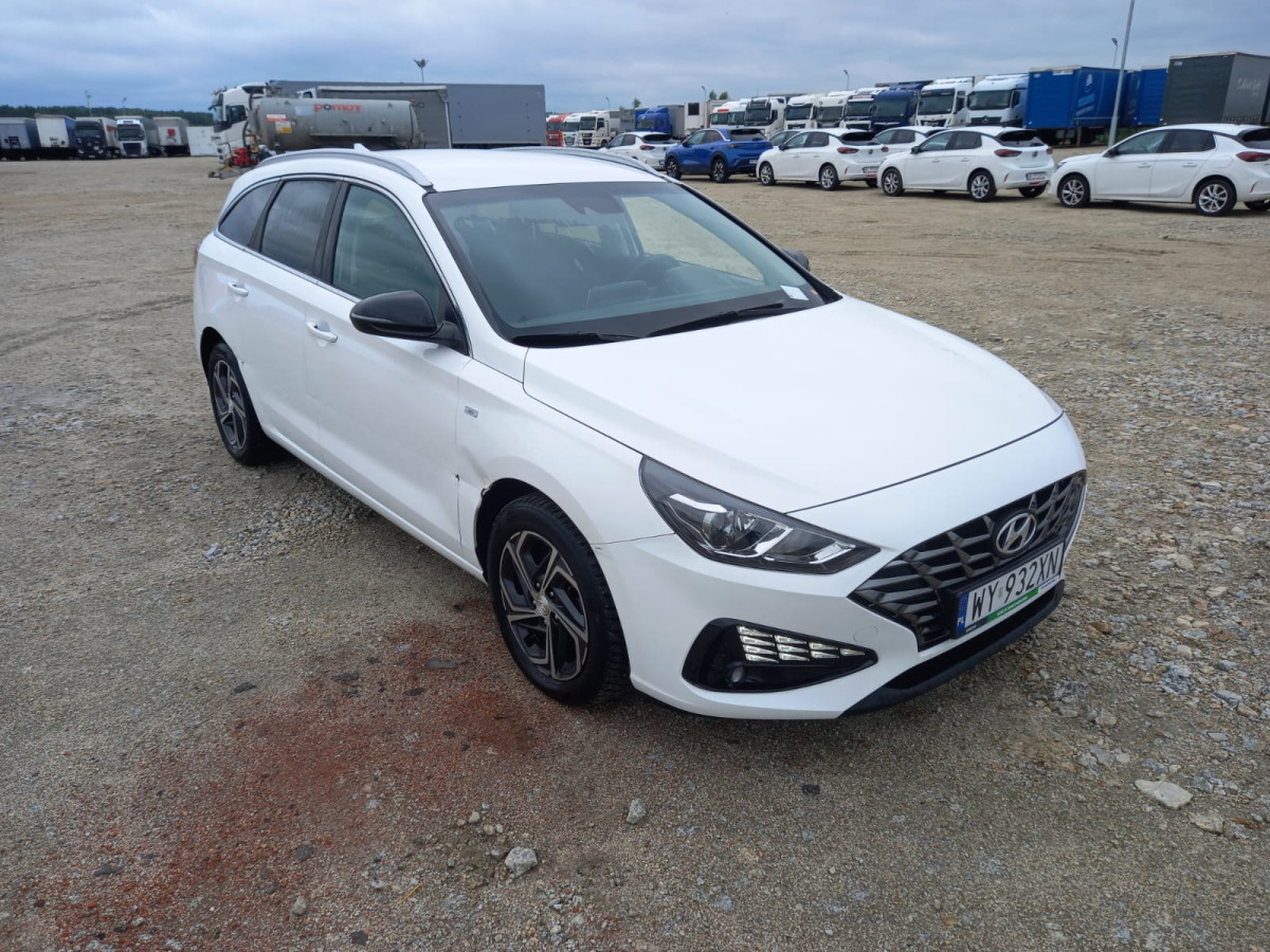 Coche HYUNDAI I30 KOMBI: foto 1