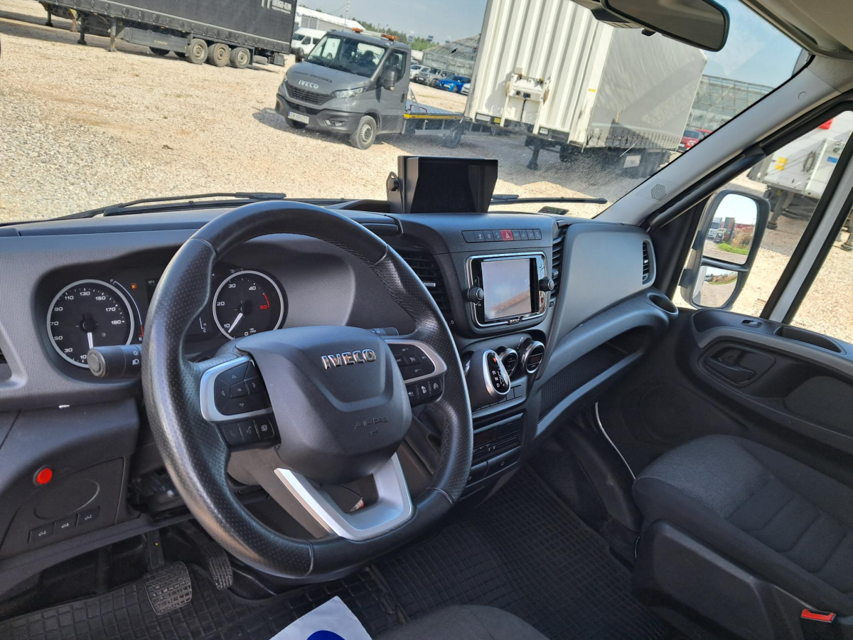 Furgoneta con lona IVECO 35S18 PLANDEKA: foto 7